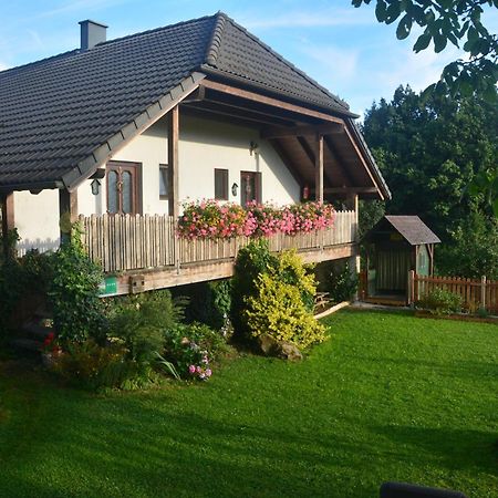 Bio-Bauernhof Haunschmid Villa Ardagger Markt Luaran gambar