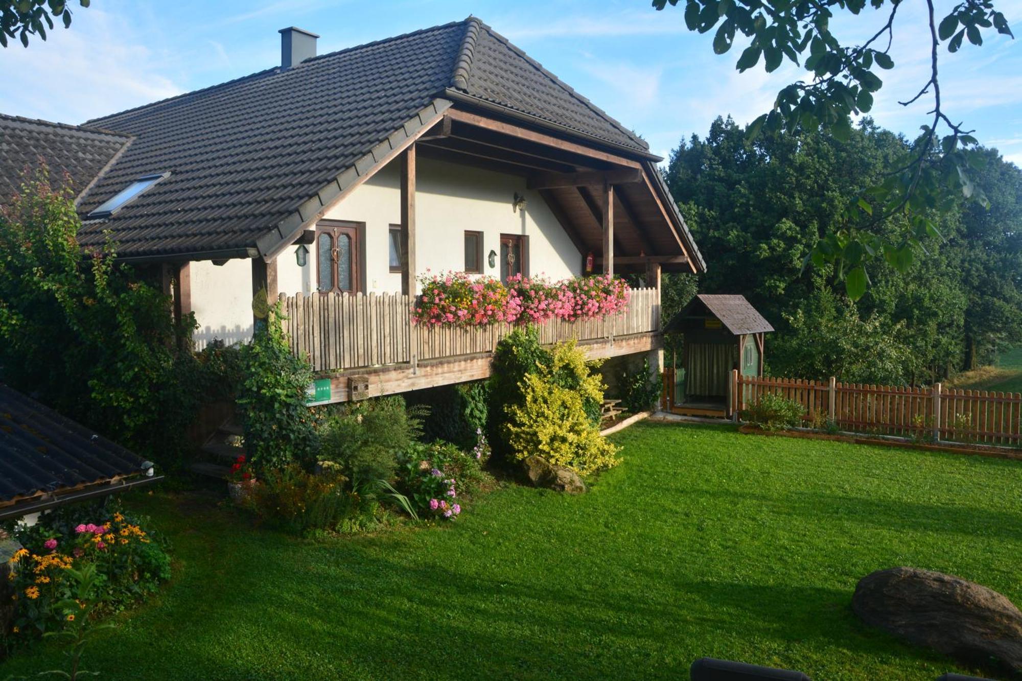 Bio-Bauernhof Haunschmid Villa Ardagger Markt Luaran gambar